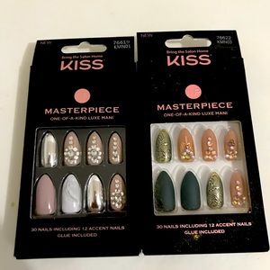 KISS PRESS-ON NAILS